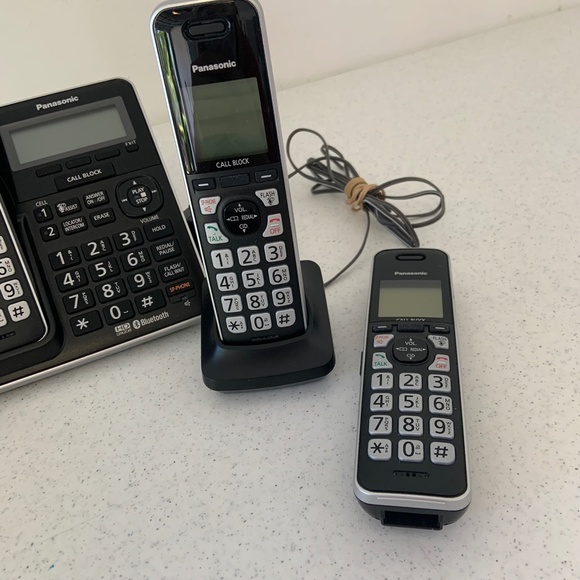 Set of Five Panasonic KX-TG985SK Handsets Answering Machine - Picture 3 of 9